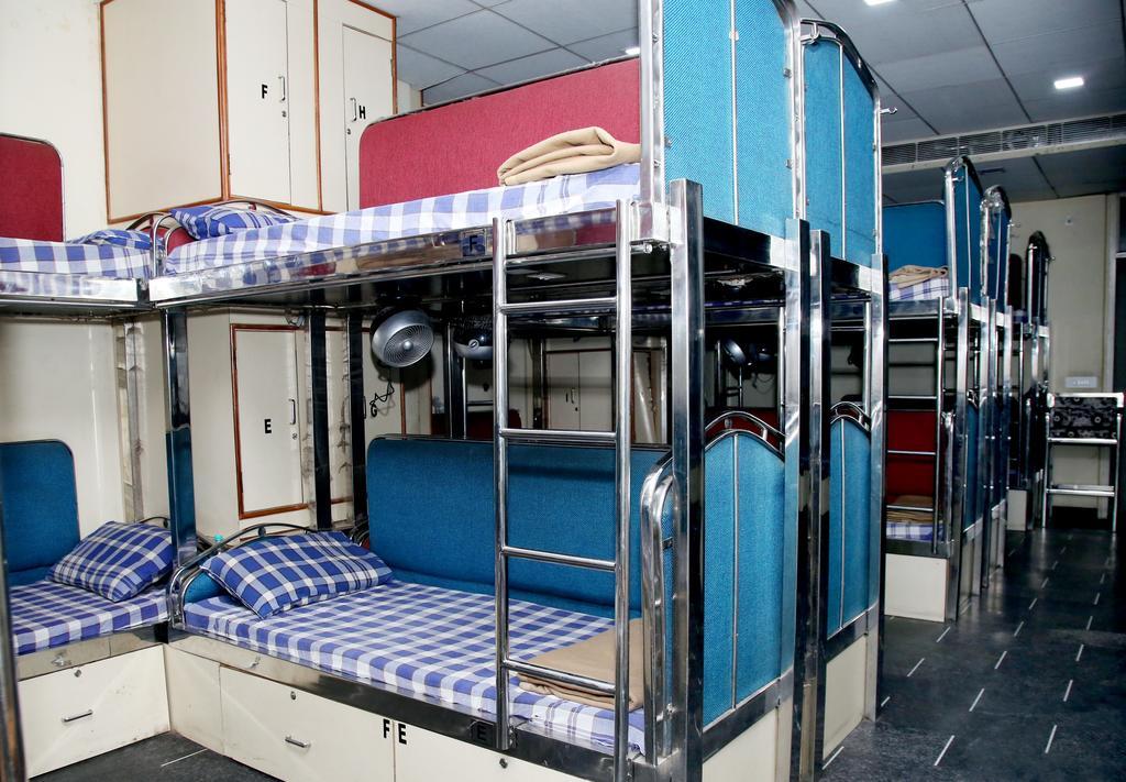 Oyo 15242 Hotel Rathi Palace Джайпур Екстериор снимка